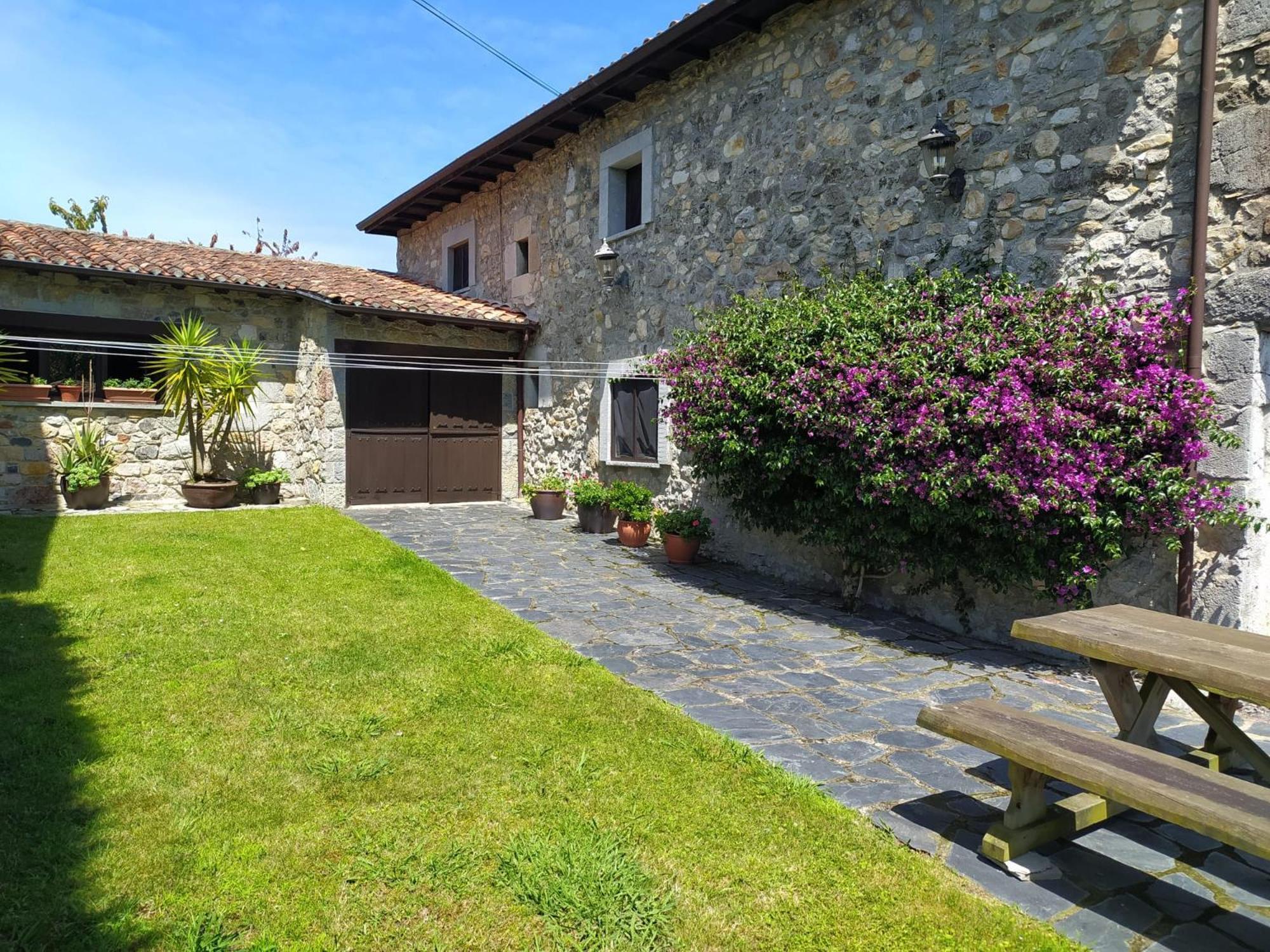 Gran Pedroso De Llanes Vila Exterior foto
